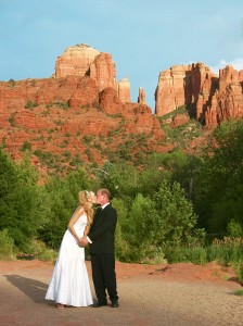 crescent moon ranch sedona elopement wedding